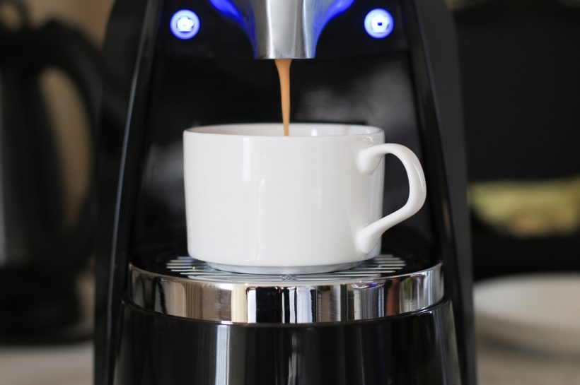 Tips Merawat Coffee Maker agar Tahan Lama